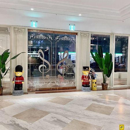 Hotel Champs Elysees Taizhong Zewnętrze zdjęcie