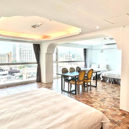 Hotel Champs Elysees Taizhong Zewnętrze zdjęcie