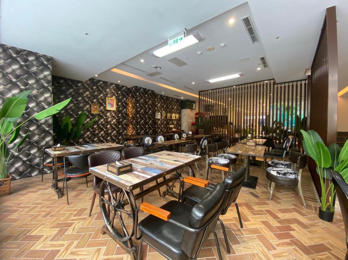 Hotel Champs Elysees Taizhong Zewnętrze zdjęcie