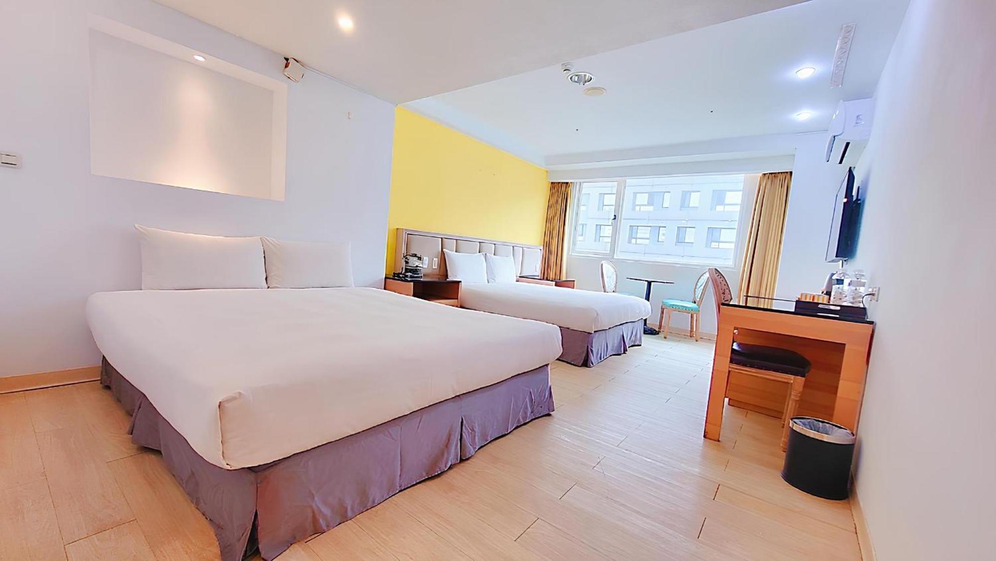 Hotel Champs Elysees Taizhong Zewnętrze zdjęcie