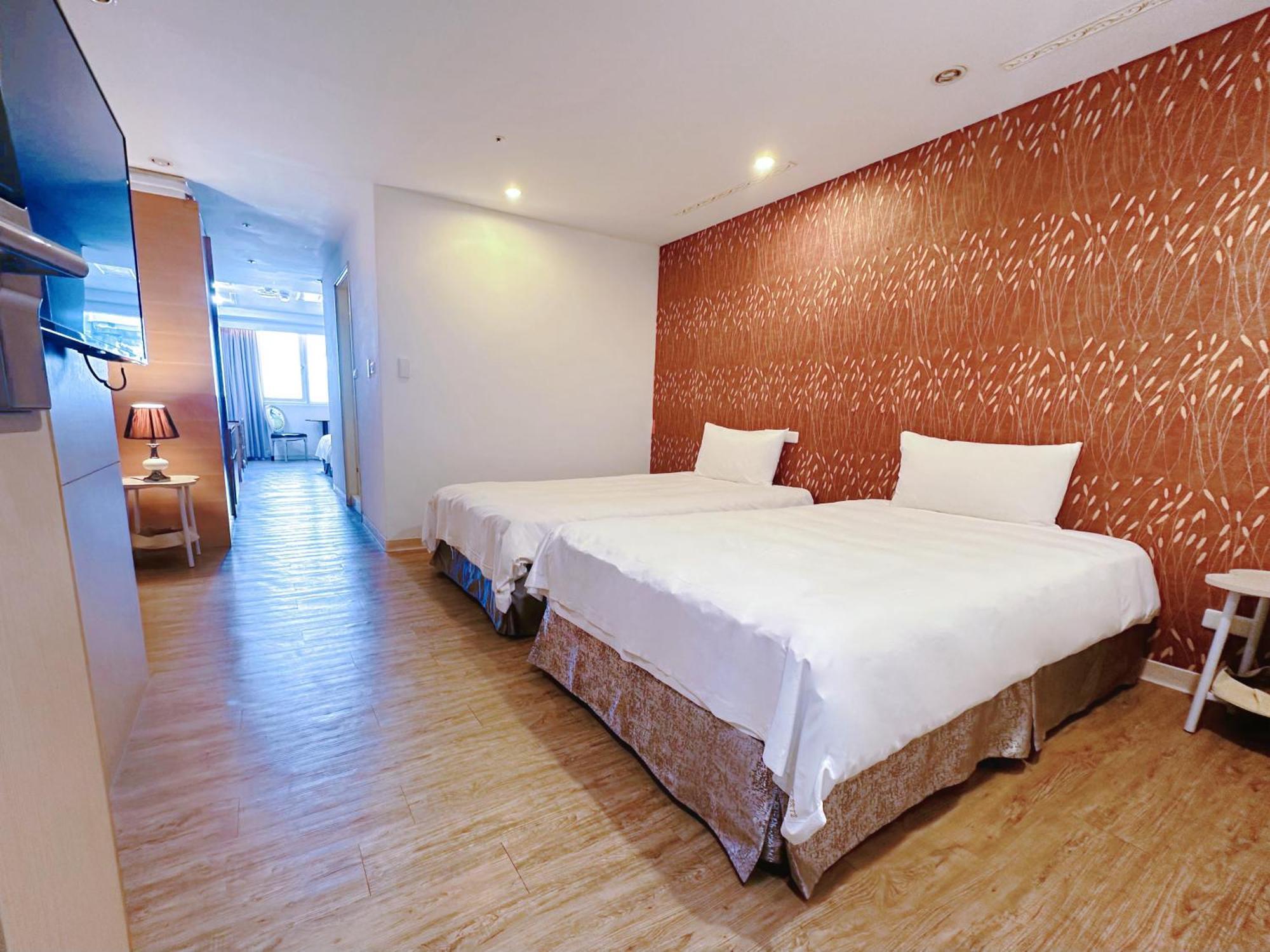Hotel Champs Elysees Taizhong Zewnętrze zdjęcie