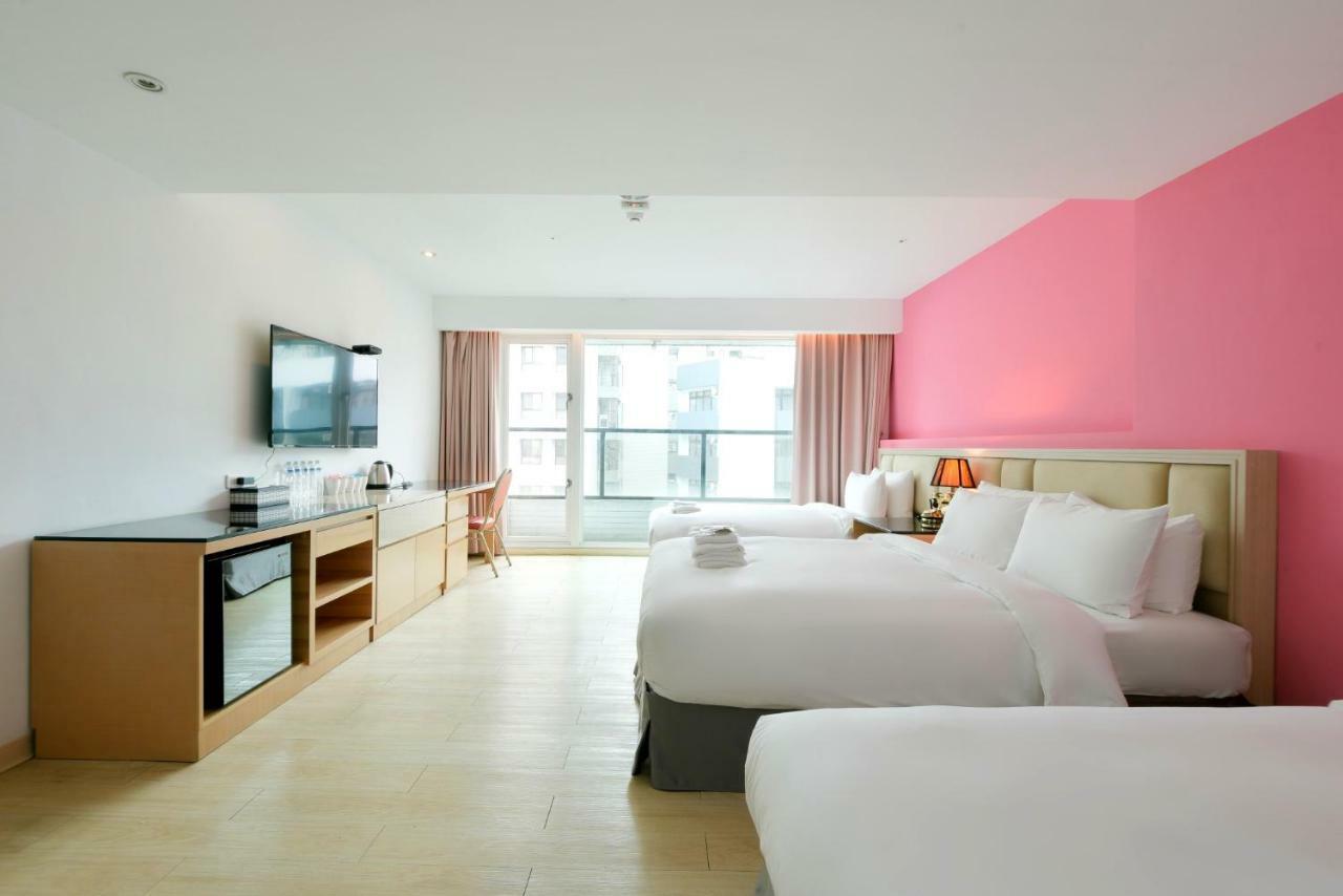 Hotel Champs Elysees Taizhong Zewnętrze zdjęcie