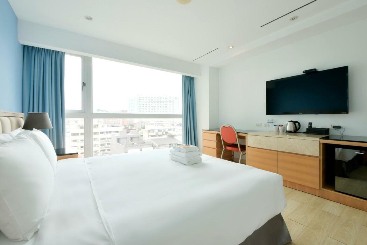 Hotel Champs Elysees Taizhong Zewnętrze zdjęcie