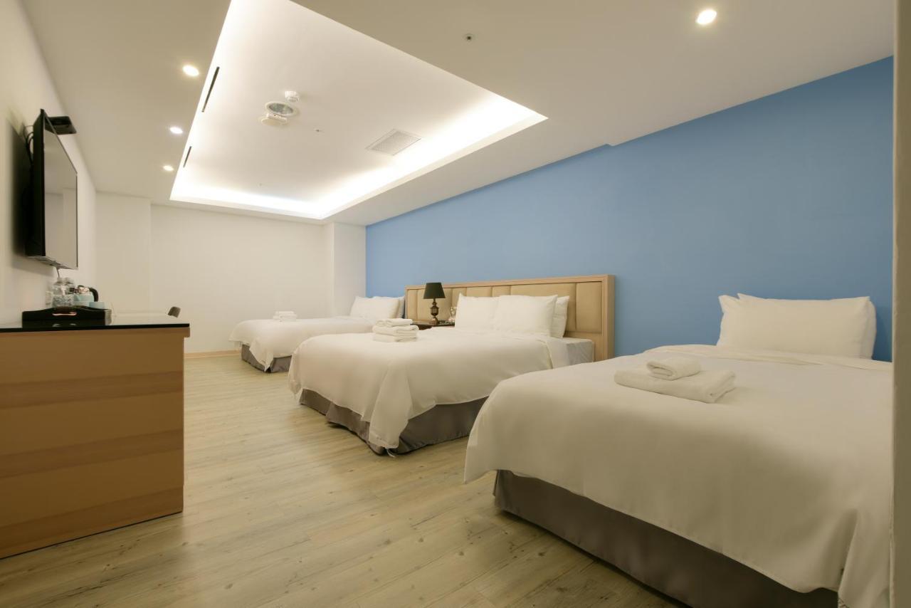 Hotel Champs Elysees Taizhong Zewnętrze zdjęcie
