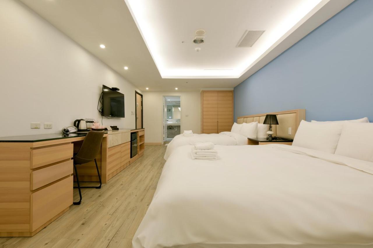 Hotel Champs Elysees Taizhong Zewnętrze zdjęcie